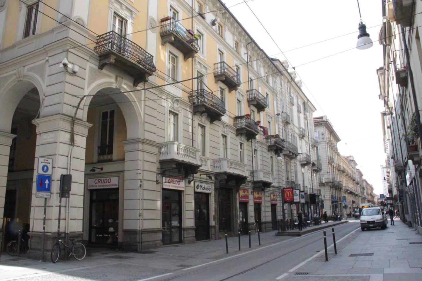 Nonpertutti Piazza Castello Senior E Famiglie Top Torino Dış mekan fotoğraf